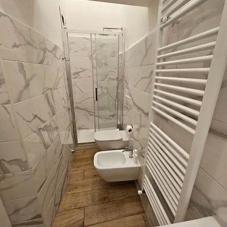 Good Night Big Family With Terrace - 5 Min From Station, Independent Entrance * La Spezia