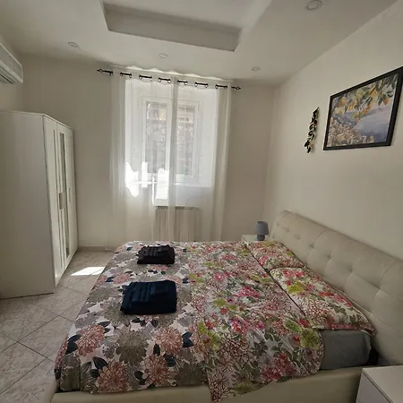 Good Night Big Family With Terrace - 5 Min From Station, Independent Entrance *