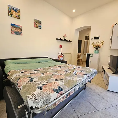 Good Night Big Family With Terrace - 5 Min From Station, Independent Entrance La Spezia